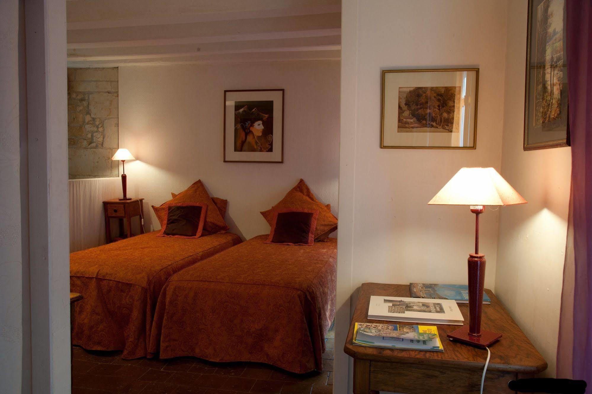 Bed and Breakfast La Demeure Saint-Ours Loches Exterior foto